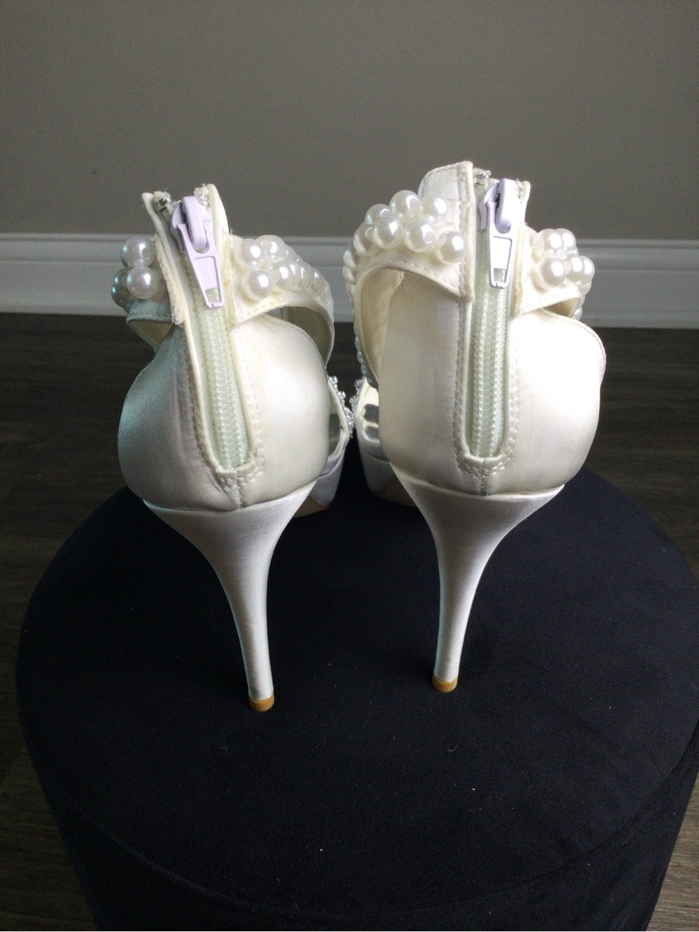 Ivory Pearl & Rhinestone Open-Toe Heels - Picture 4 of 4